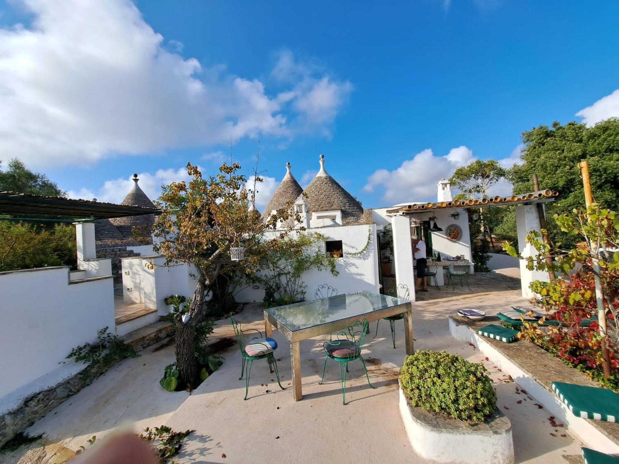Trulli Di Ivana Ostuni Exteriör bild