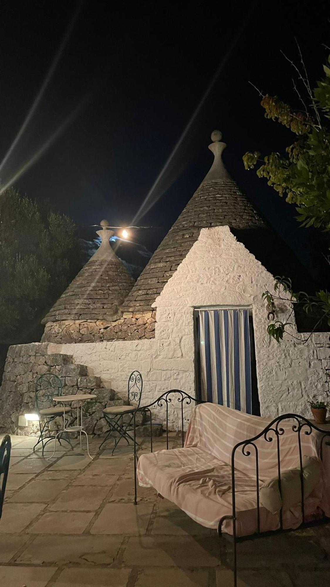 Trulli Di Ivana Ostuni Rum bild